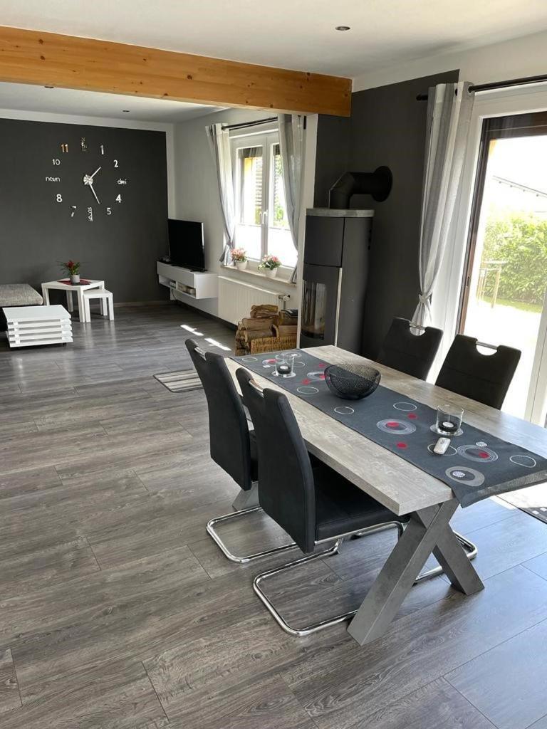 Ferienwohnung Klatschmohn Wallscheid エクステリア 写真